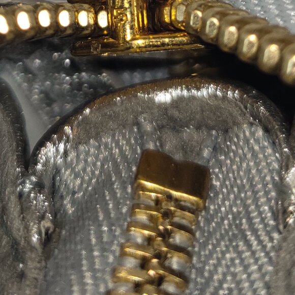 ❌❌𝑆𝑂𝐿𝐷❌❌Louis Vuitton Sequin Monogram Coussin BB - Picture 14 of 14